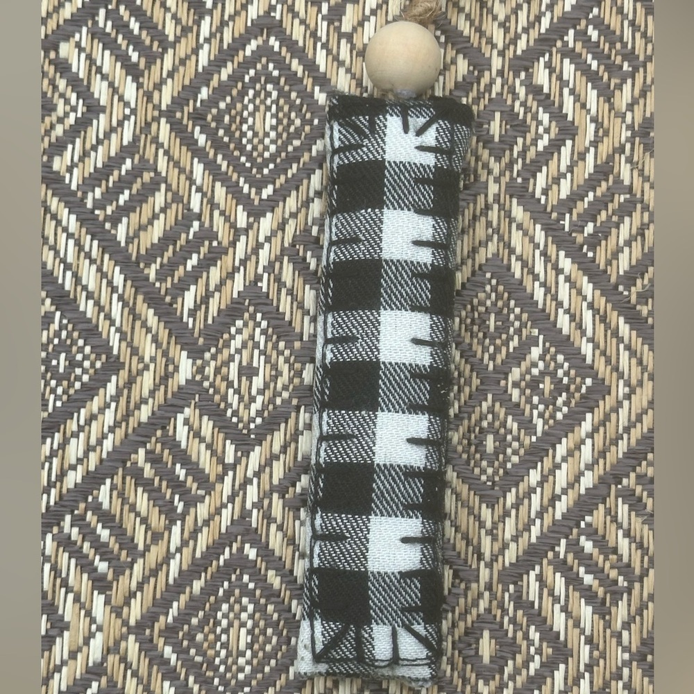 ⭐️ $1 When Bundled - Letter I Buffalo Plaid white & black Ornament WONDERSHOP